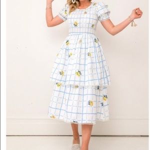 Ivy City Co Harlow Dress - size M